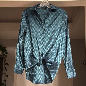 Blue Casual Button Down Shirt with Geometric Pattern